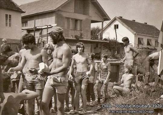 ДАН ОМЛАДИНСКИХ РАДНИХ АКЦИЈА – Лозница је била град бригадира