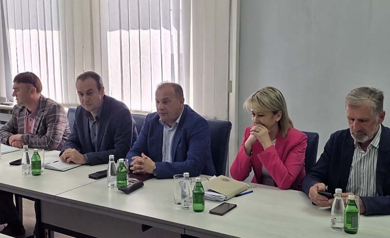 ИЗ ГРАДСКЕ УПРАВЕ – Подршка избеглим и интерно расељеним лицима