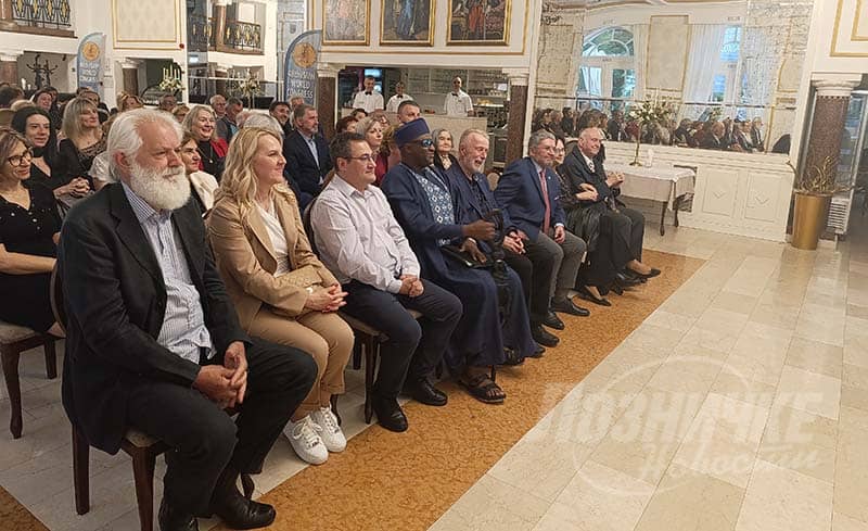 У БАЊИ КОВИЉАЧИ – Књига о лекарима као увертира за конгрес