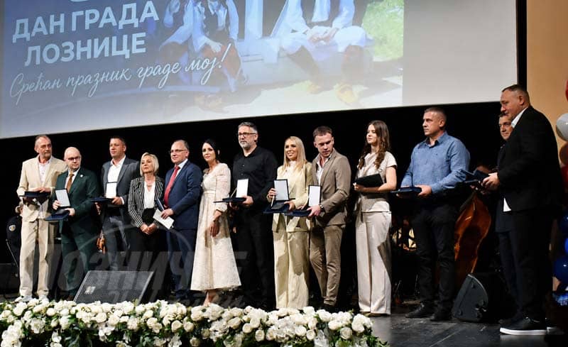 ОБЕЛЕЖЕНИ ДАН ГРАДА И ВЕЛИКИ ЈУБИЛЕЈ ЛОЗНИЦЕ – Слободарски град великана