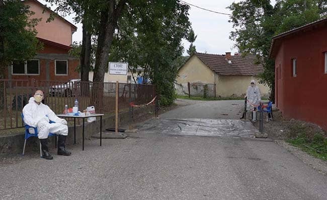 СПРЕЧАВАЈУ ШИРЕЊЕ АФРИЧКЕ КУГЕ СВИЊА – Постављене дезобаријере СПРЕЧАВАЈУ ШИРЕЊЕ АФРИЧКЕ КУГЕ СВИЊА – Постављене дезобаријере
