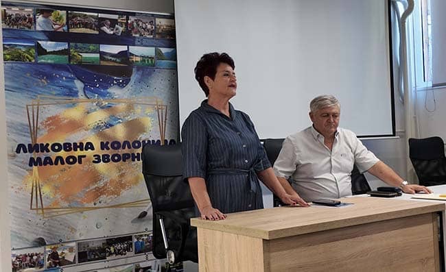 У МАЛОМ ЗВОРНИКУ – Почела ликовна колонија У МАЛОМ ЗВОРНИКУ – Почела ликовна колонија